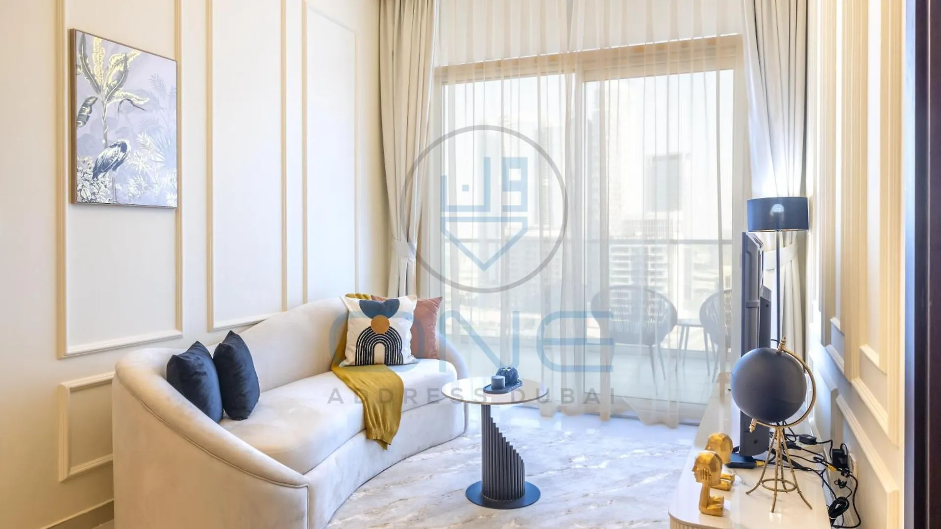 Premium 2 Bedroom Apartment In High Floor Near Downtown Dubai